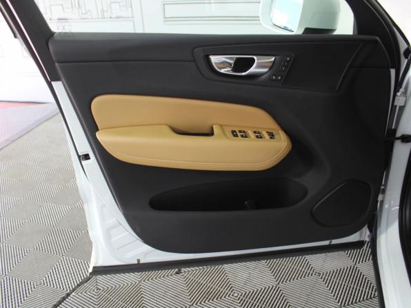 Volvo XC60 II с пробегом 2020 года, цена 3 370 000 рублей, 152742 км, внедорожник, Автокод Объявления