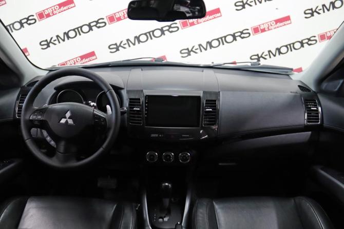 Mitsubishi Outlander II Рестайлинг с пробегом 2012 года, цена 1 385 850 рублей, 236848 км, внедорожник, Автокод Объявления