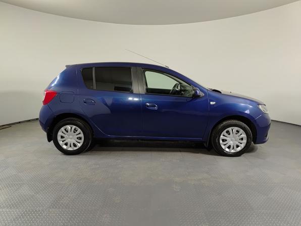 Renault Sandero II с пробегом 2015 года, цена 790 000 рублей, 96544 км, хэтчбек, Автокод Объявления