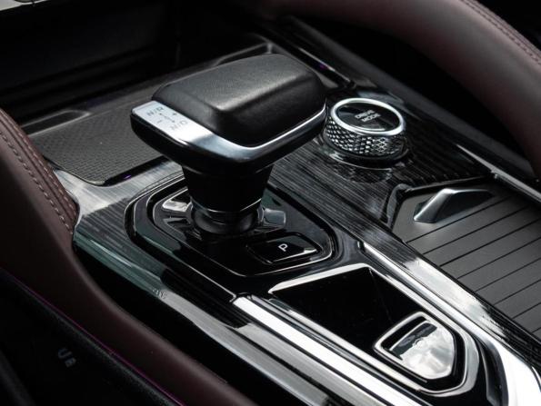 Geely Monjaro I с пробегом 2023 года, цена 3 100 000 рублей, 61220 км, внедорожник, Автокод Объявления