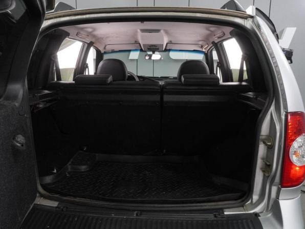 Chevrolet Niva I Рестайлинг с пробегом 2010 года, цена 599 000 рублей, 142063 км, внедорожник, Автокод Объявления