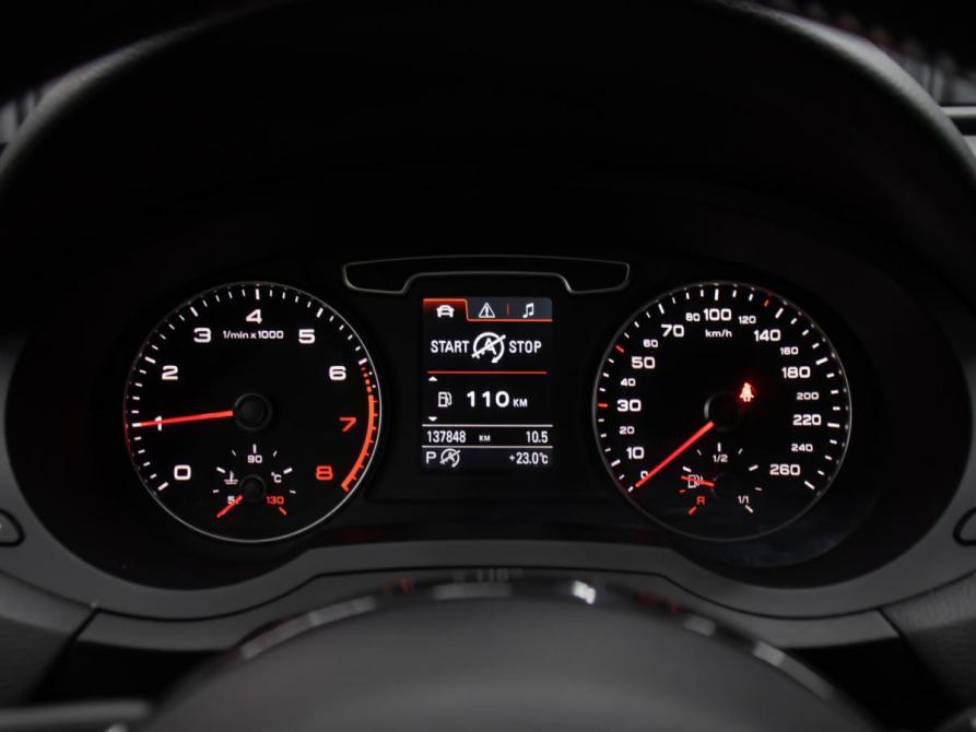 Audi Q3 I (8U) Москва  - изображение 13