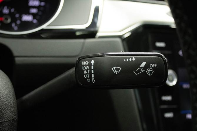 Volkswagen Passat B8 с пробегом 2017 года, цена 1 859 000 рублей, 186067 км, седан, Автокод Объявления