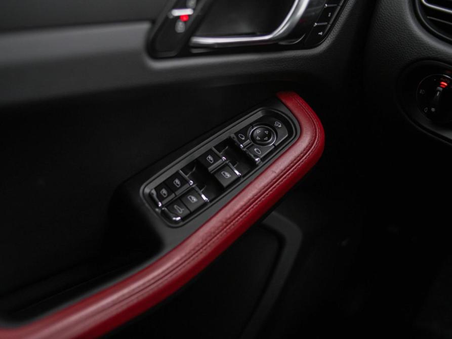 Porsche Macan I Рестайлинг 2 Санкт-Петербург  - изображение 15