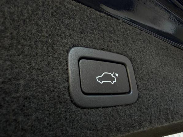 Volvo XC70 II с пробегом 2008 года, цена 1 017 000 рублей, 301867 км, универсал, Автокод Объявления