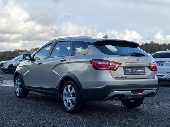 Lada (ВАЗ) Vesta I с пробегом 2018 года, цена 1 065 000 рублей, 71000 км, универсал, Автокод Объявления