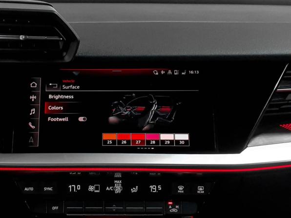 Audi A3 IV (8Y) с пробегом 2021 года, цена 2 763 000 рублей, 71031 км, хэтчбек, Автокод Объявления