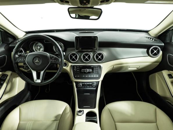 Mercedes-Benz GLA I (X156) с пробегом 2015 года, цена 1 889 585 рублей, 145000 км, внедорожник, Автокод Объявления