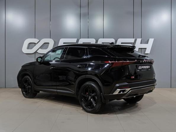 Omoda C5 I с пробегом 2023 года, цена 1 999 000 рублей, 26989 км, внедорожник, Автокод Объявления