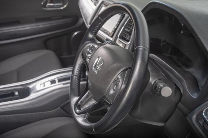 Honda Vezel I Рестайлинг с пробегом 2018 года, цена 1 899 000 рублей, 106000 км, внедорожник, Автокод Объявления