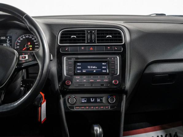 Volkswagen Polo V Рестайлинг с пробегом 2017 года, цена 1 149 500 рублей, 89219 км, седан, Автокод Объявления