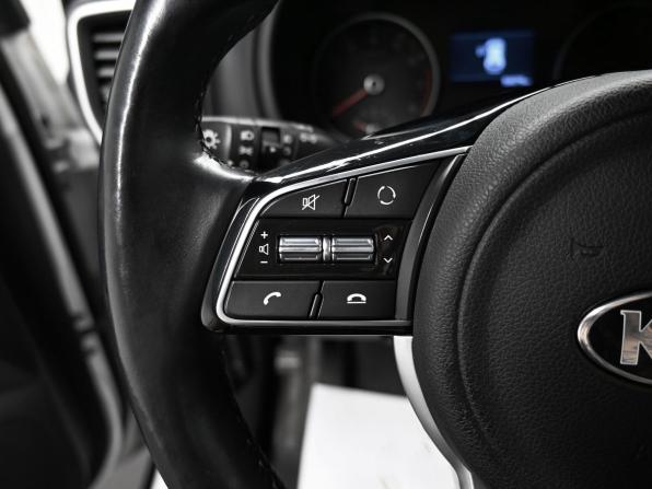 Kia Sportage IV Рестайлинг с пробегом 2018 года, цена 2 185 000 рублей, 53079 км, внедорожник, Автокод Объявления