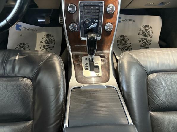 Volvo XC70 II с пробегом 2011 года, цена 1 305 400 рублей, 233983 км, универсал, Автокод Объявления