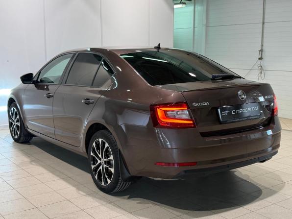 Skoda Octavia III (A7) Рестайлинг с пробегом 2018 года, цена 2 030 000 рублей, 114001 км, лифтбек, Автокод Объявления
