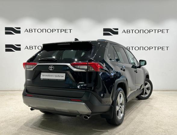 Toyota RAV4 V (XA50) с пробегом 2021 года, цена 2 699 000 рублей, 186224 км, внедорожник, Автокод Объявления