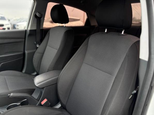 Hyundai Solaris II с пробегом 2019 года, цена 978 000 рублей, 284000 км, седан, Автокод Объявления