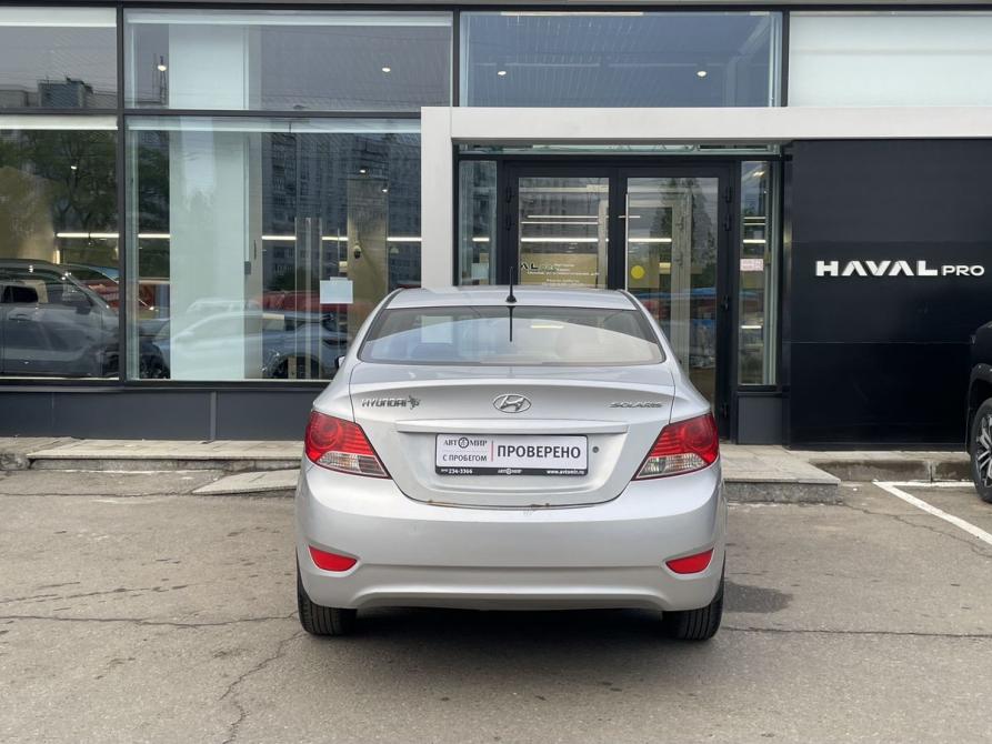 Hyundai Solaris I Москва  - изображение 6