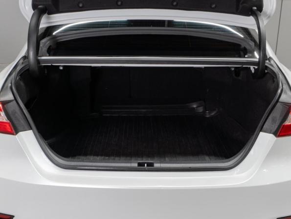 Toyota Camry VIII (XV70) с пробегом 2018 года, цена 2 729 000 рублей, 239433 км, седан, Автокод Объявления