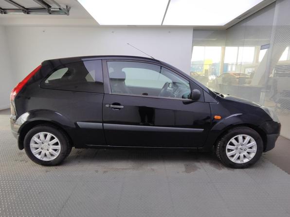 Ford Fiesta Mk5 с пробегом 2007 года, цена 450 000 рублей, 136373 км, хэтчбек, Автокод Объявления