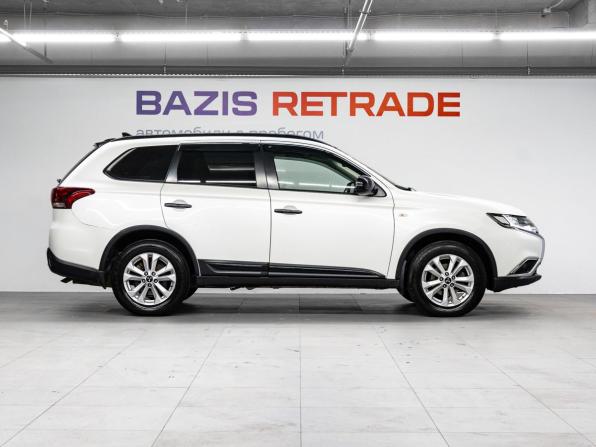 Mitsubishi Outlander III Рестайлинг 2 с пробегом 2015 года, цена 1 450 000 рублей, 188978 км, внедорожник, Автокод Объявления