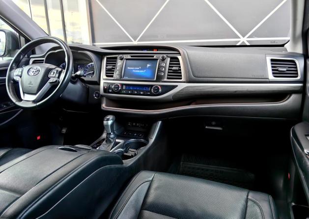Toyota Highlander III (XU50) Рестайлинг с пробегом 2018 года, цена 2 799 000 рублей, 207153 км, внедорожник, Автокод Объявления