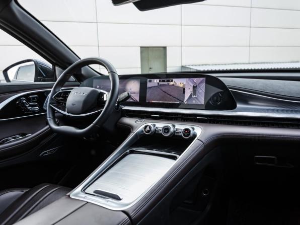 Exeed TXL I Рестайлинг 2 с пробегом 2024 года, цена 2 898 000 рублей, 48500 км, внедорожник, Автокод Объявления