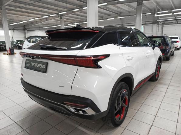 Omoda C5 I с пробегом 2023 года, цена 1 950 000 рублей, 69135 км, внедорожник, Автокод Объявления