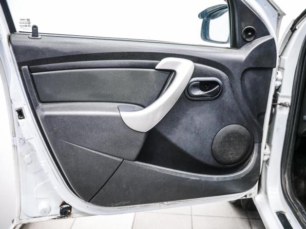 Renault Logan I Рестайлинг с пробегом 2012 года, цена 420 000 рублей, 196676 км, седан, Автокод Объявления