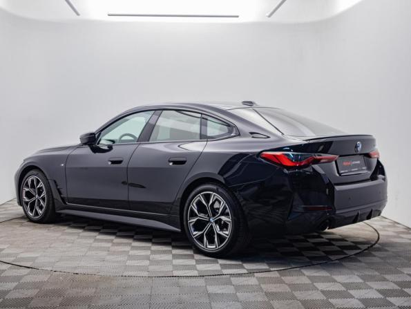 BMW 4 серии G22 G23 G26 с пробегом 2024 года, цена 5 824 000 рублей, 13259 км, лифтбек, Автокод Объявления