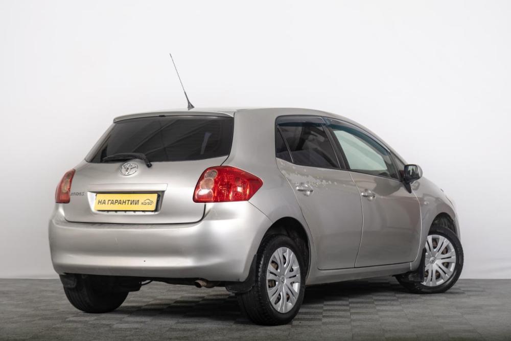 Toyota Auris I Томск  - изображение 7