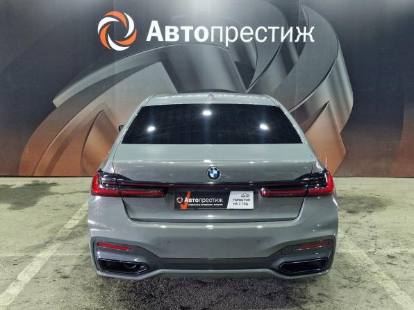 BMW 7 серии VI (G11/G12) Рестайлинг с пробегом 2019 года, цена 5 600 000 рублей, 98399 км, седан, Автокод Объявления