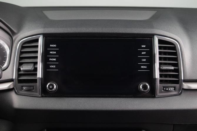 Skoda Karoq I с пробегом 2021 года, цена 2 399 000 рублей, 108000 км, внедорожник, Автокод Объявления