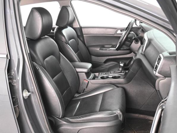 Kia Sportage IV Рестайлинг с пробегом 2021 года, цена 2 249 000 рублей, 171356 км, внедорожник, Автокод Объявления