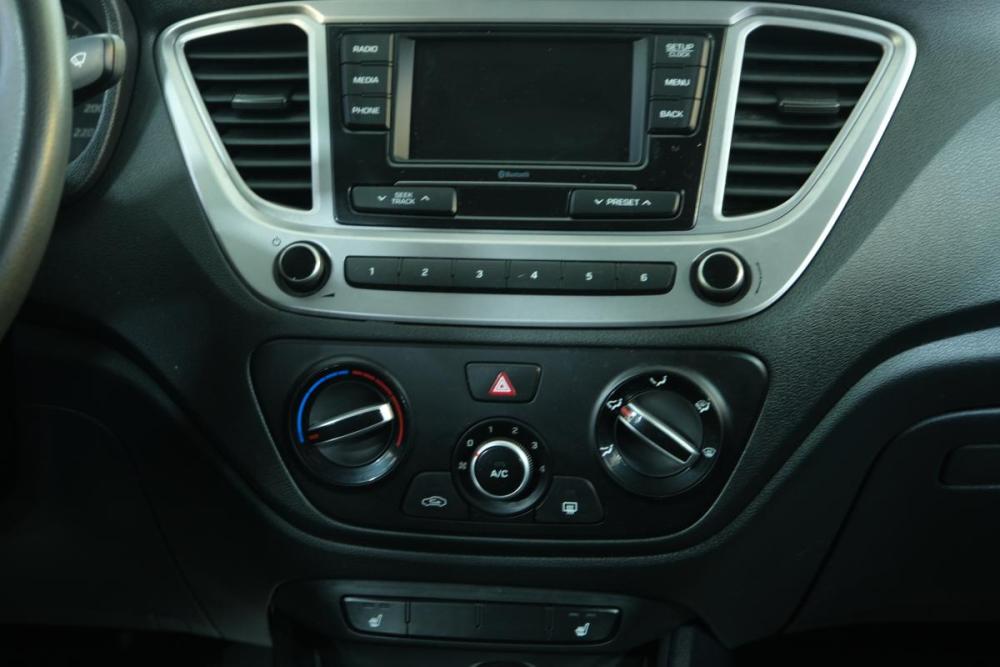 Hyundai Solaris II Рестайлинг Омск  - изображение 13