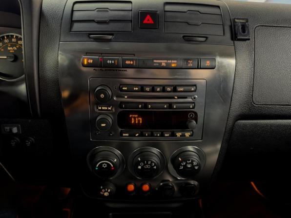 Hummer H3 с пробегом 2006 года, цена 1 800 000 рублей, 256822 км, внедорожник, Автокод Объявления