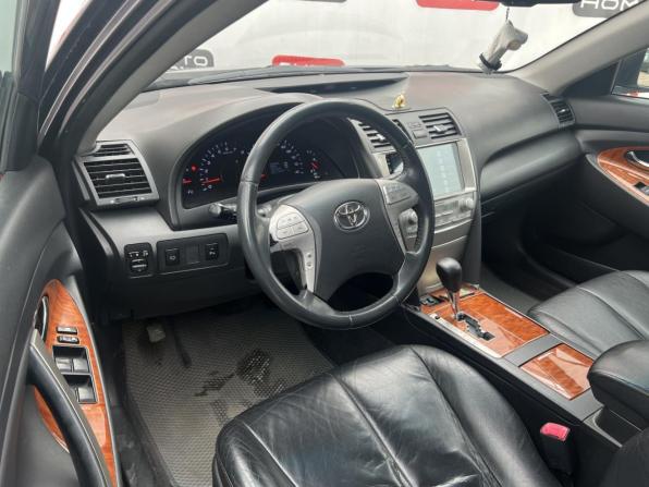 Toyota Camry VI (XV40) Рестайлинг с пробегом 2010 года, цена 950 000 рублей, 358724 км, седан, Автокод Объявления