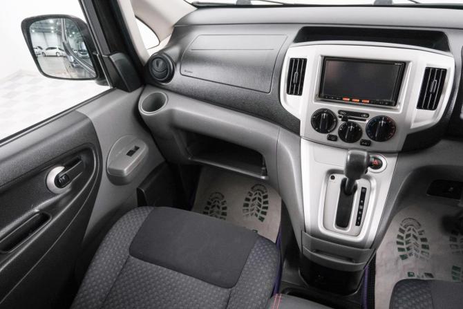 Nissan NV200 с пробегом 2019 года, цена 1 399 000 рублей, 227150 км, минивэн, Автокод Объявления