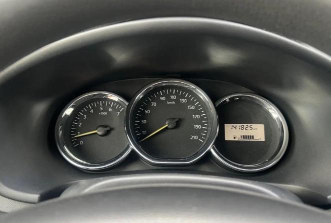 Renault Logan II с пробегом 2017 года, цена 600 000 рублей, 141822 км, седан, Автокод Объявления