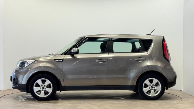 Kia Soul II Рестайлинг с пробегом 2018 года, цена 1 450 000 рублей, 75991 км, хэтчбек, Автокод Объявления