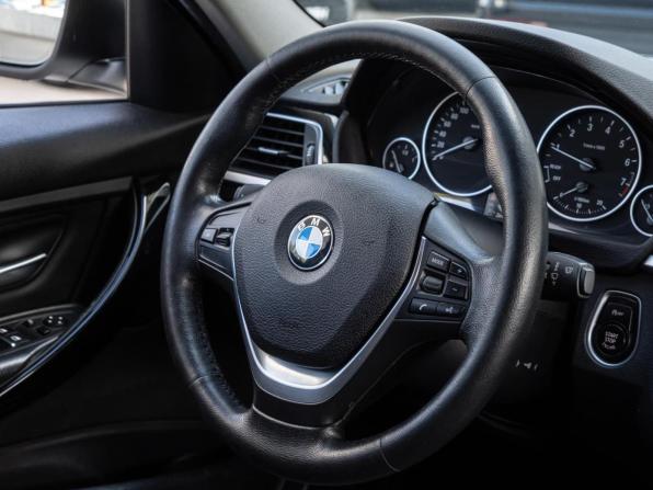 BMW 3 серии VI (F3x) Рестайлинг с пробегом 2016 года, цена 1 675 000 рублей, 157977 км, седан, Автокод Объявления