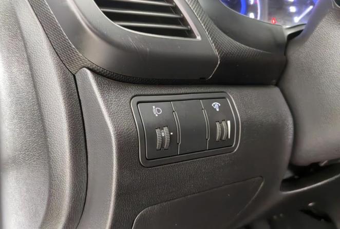 Hyundai Solaris I с пробегом 2012 года, цена 850 000 рублей, 134000 км, седан, Автокод Объявления