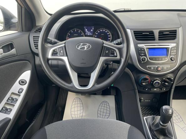 Hyundai Solaris I с пробегом 2013 года, цена 999 000 рублей, 50121 км, хэтчбек, Автокод Объявления