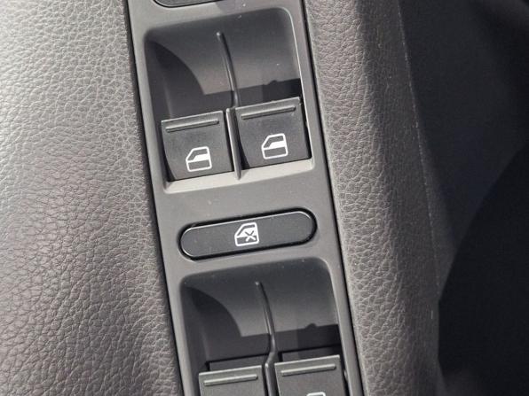 Volkswagen Tiguan I Рестайлинг с пробегом 2012 года, цена 1 049 000 рублей, 204321 км, внедорожник, Автокод Объявления