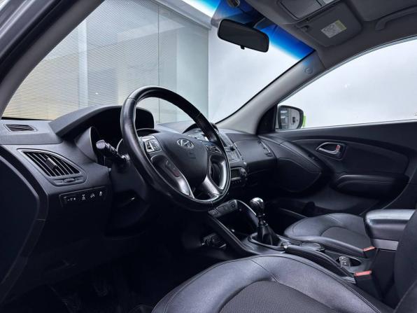 Hyundai ix35 I Рестайлинг с пробегом 2014 года, цена 1 199 000 рублей, 248400 км, внедорожник, Автокод Объявления