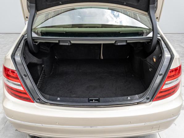 Mercedes-Benz C-Класс III (W204) Рестайлинг с пробегом 2012 года, цена 1 320 000 рублей, 249659 км, седан, Автокод Объявления