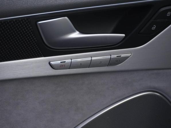 Audi S8 III (D4) с пробегом 2012 года, цена 3 447 021 рубль, 128716 км, седан, Автокод Объявления