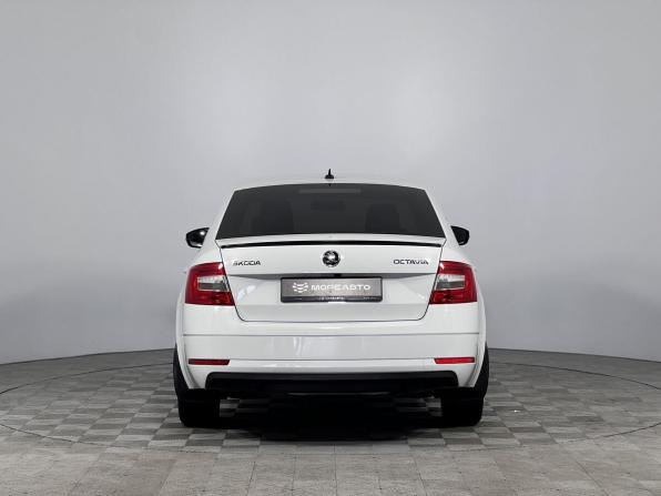 Skoda Octavia III (A7) Рестайлинг с пробегом 2018 года, цена 1 670 000 рублей, 126000 км, лифтбек, Автокод Объявления