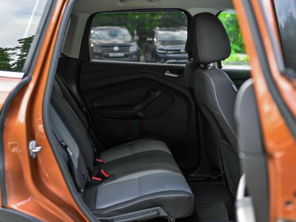 Ford Kuga II Рестайлинг с пробегом 2016 года, цена 1 455 000 рублей, 136452 км, внедорожник, Автокод Объявления