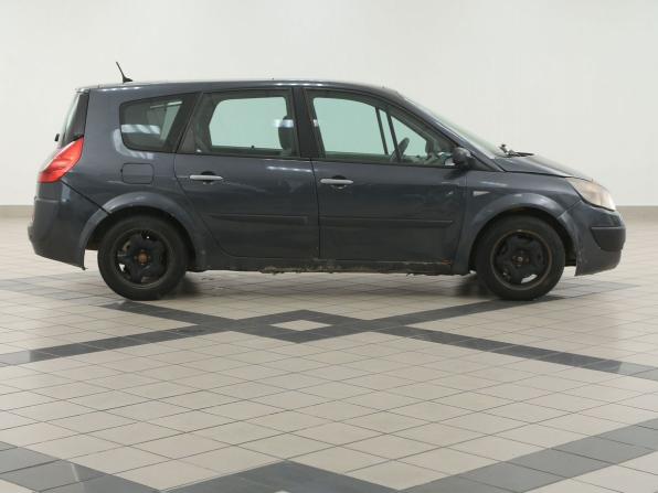 Renault Scenic II Рестайлинг с пробегом 2009 года, цена 305 000 рублей, 243000 км, компактвэн, Автокод Объявления