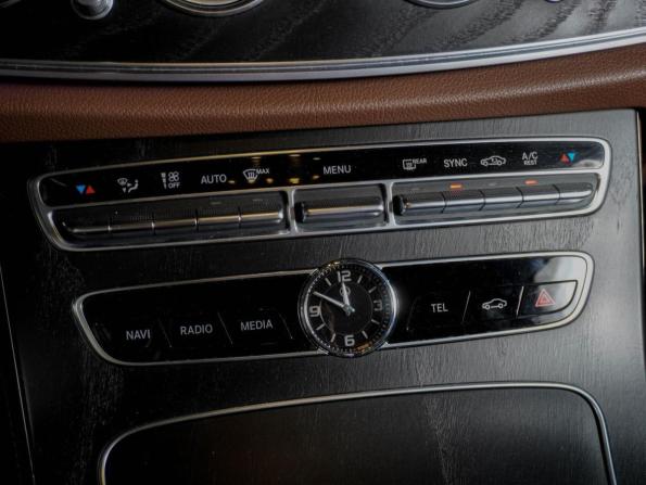 Mercedes-Benz E-Класс V (W213 S213 C238) с пробегом 2017 года, цена 3 349 000 рублей, 128562 км, седан, Автокод Объявления